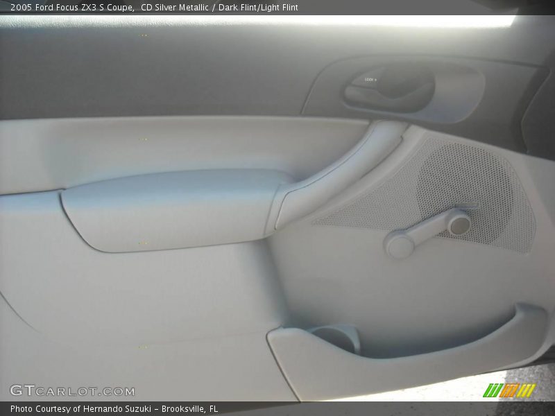 CD Silver Metallic / Dark Flint/Light Flint 2005 Ford Focus ZX3 S Coupe
