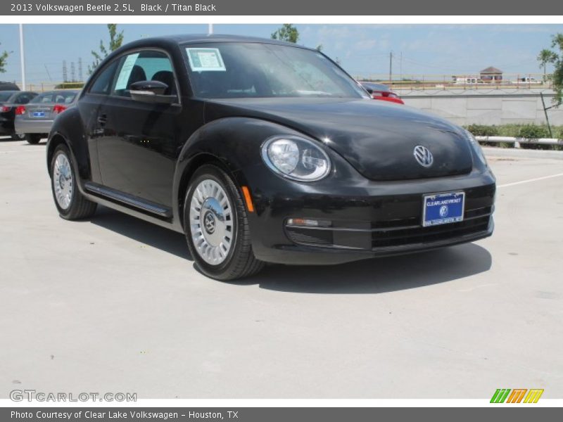 Black / Titan Black 2013 Volkswagen Beetle 2.5L