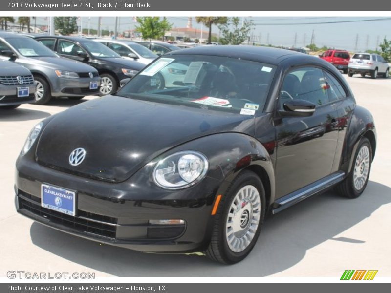 Black / Titan Black 2013 Volkswagen Beetle 2.5L