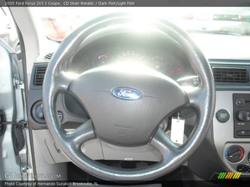 CD Silver Metallic / Dark Flint/Light Flint 2005 Ford Focus ZX3 S Coupe