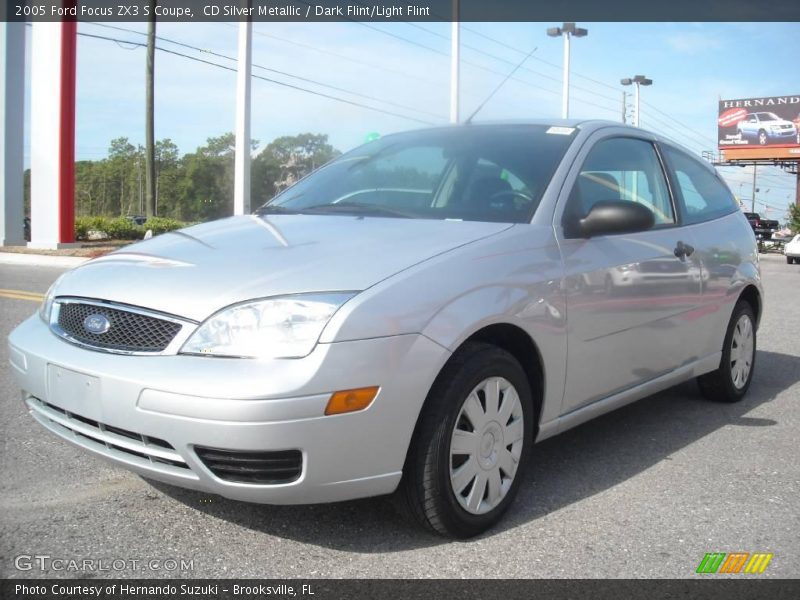 CD Silver Metallic / Dark Flint/Light Flint 2005 Ford Focus ZX3 S Coupe