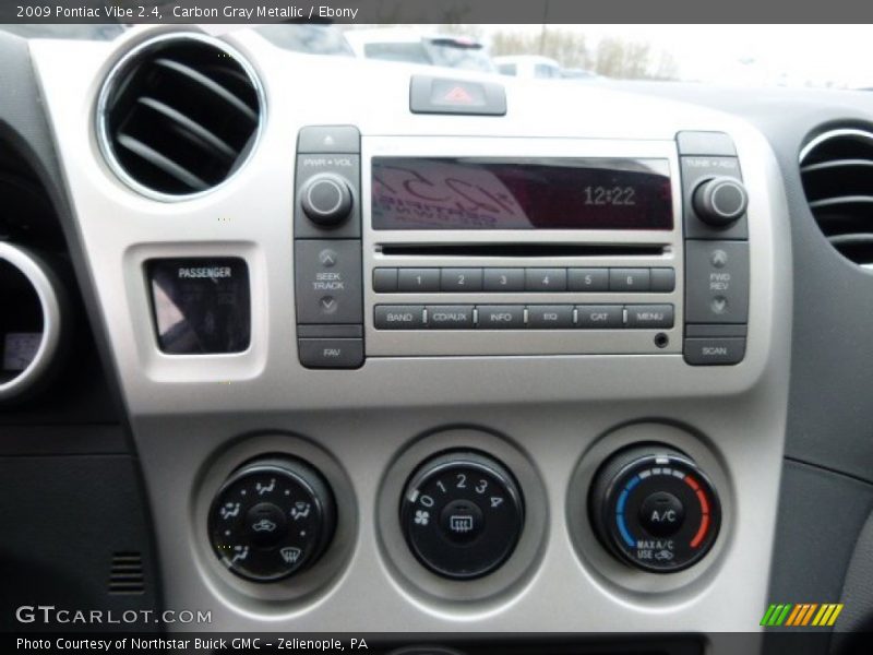 Carbon Gray Metallic / Ebony 2009 Pontiac Vibe 2.4