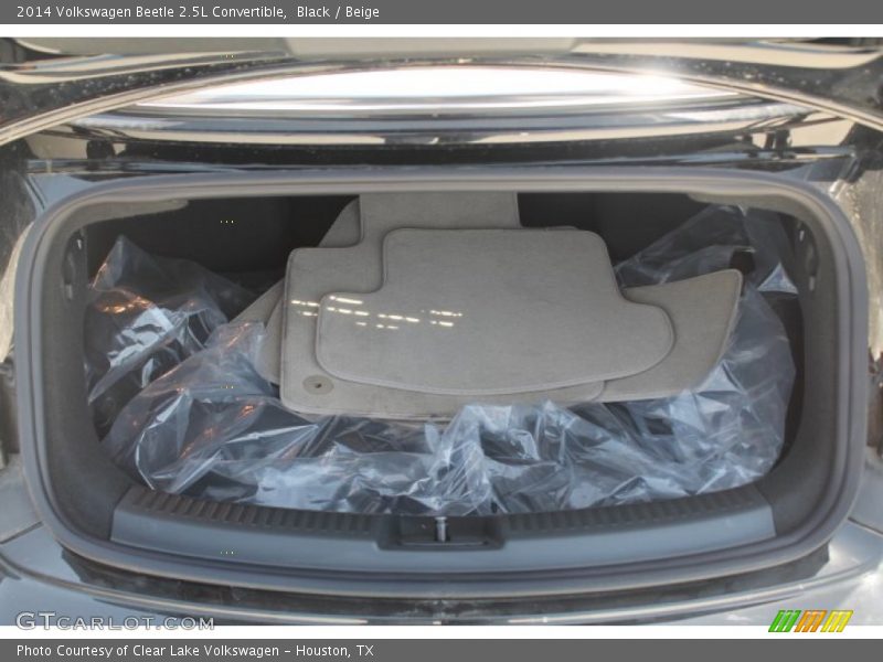 Black / Beige 2014 Volkswagen Beetle 2.5L Convertible