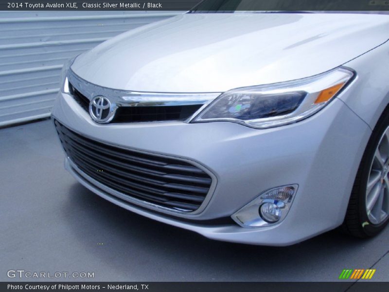 Classic Silver Metallic / Black 2014 Toyota Avalon XLE