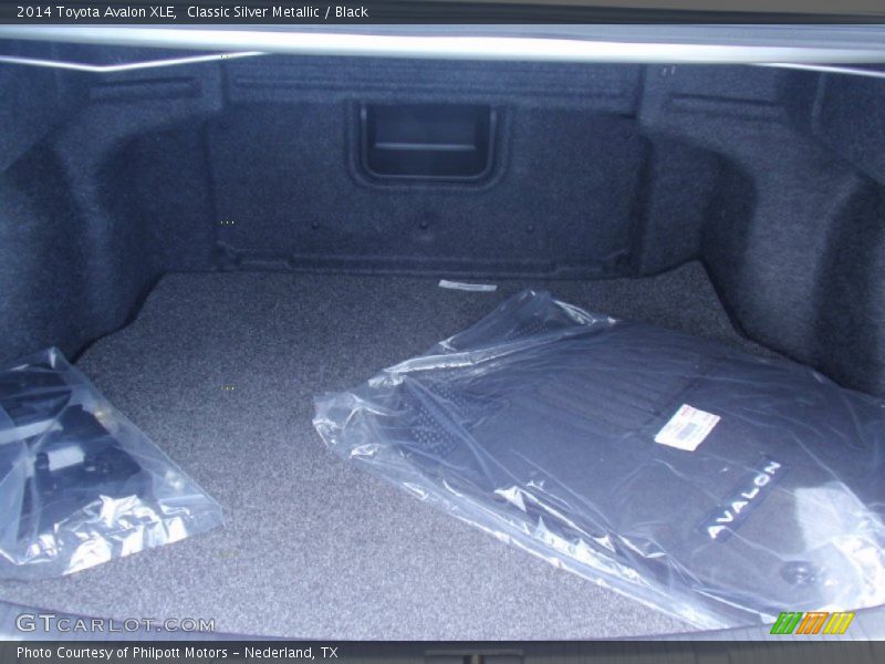 Classic Silver Metallic / Black 2014 Toyota Avalon XLE