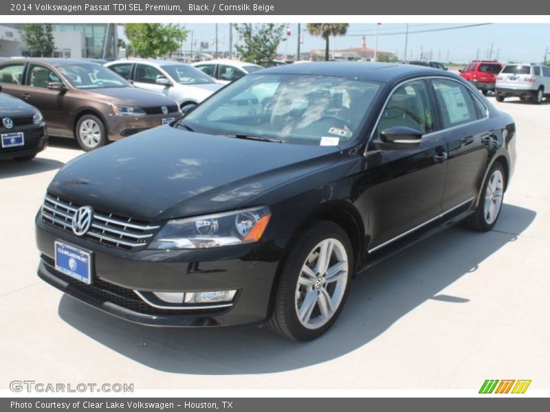 Black / Cornsilk Beige 2014 Volkswagen Passat TDI SEL Premium