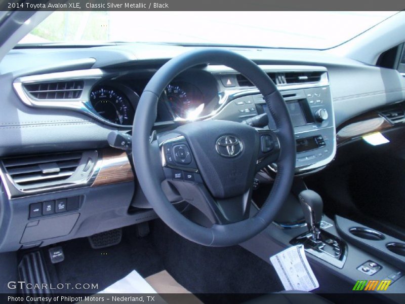 Classic Silver Metallic / Black 2014 Toyota Avalon XLE