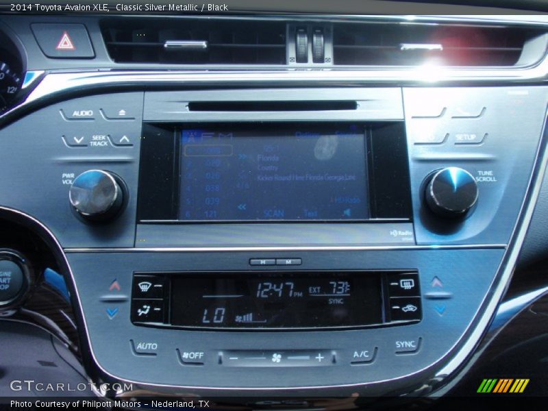 Classic Silver Metallic / Black 2014 Toyota Avalon XLE
