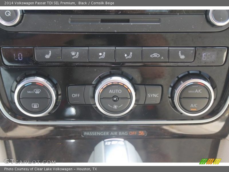 Black / Cornsilk Beige 2014 Volkswagen Passat TDI SEL Premium