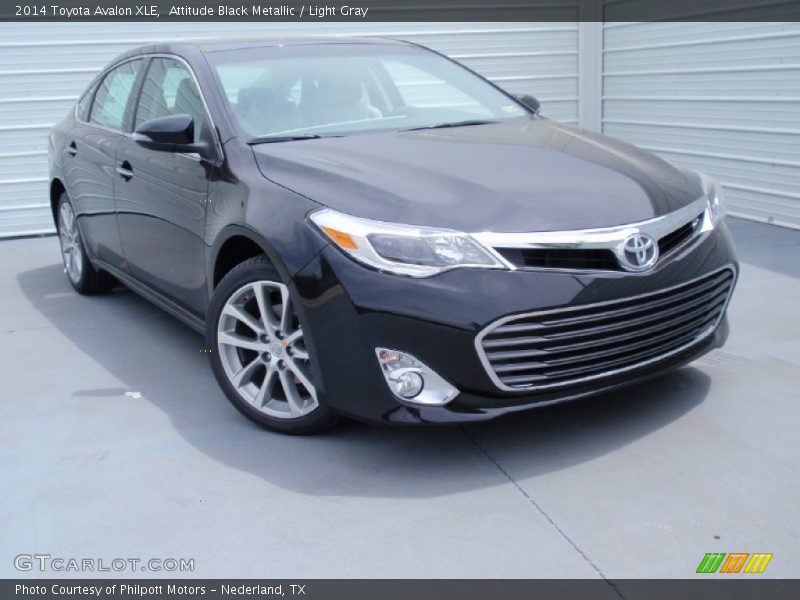 Attitude Black Metallic / Light Gray 2014 Toyota Avalon XLE
