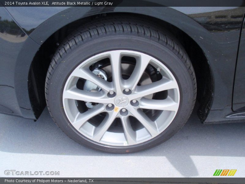 Attitude Black Metallic / Light Gray 2014 Toyota Avalon XLE