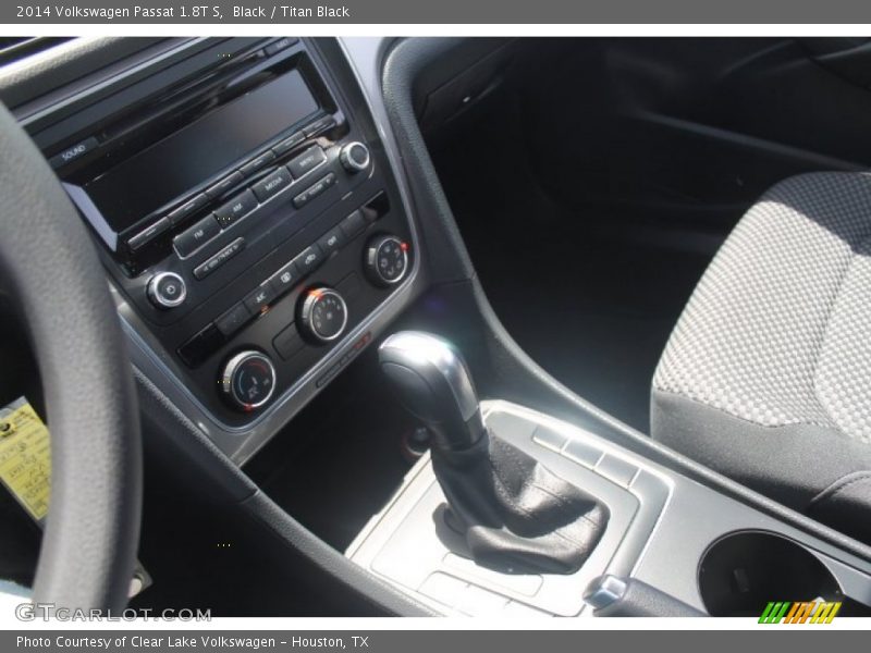Black / Titan Black 2014 Volkswagen Passat 1.8T S