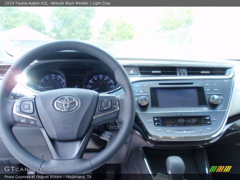 Attitude Black Metallic / Light Gray 2014 Toyota Avalon XLE