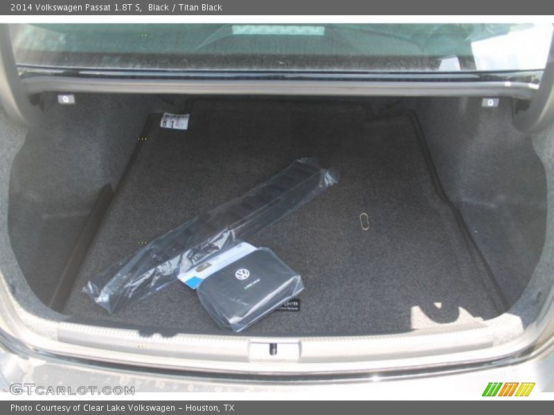 Black / Titan Black 2014 Volkswagen Passat 1.8T S