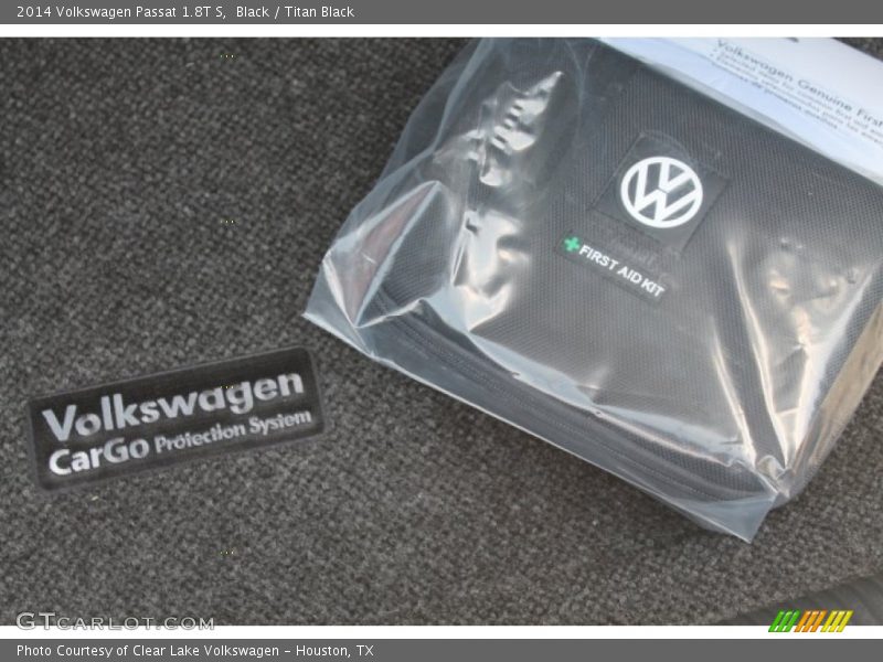 Black / Titan Black 2014 Volkswagen Passat 1.8T S