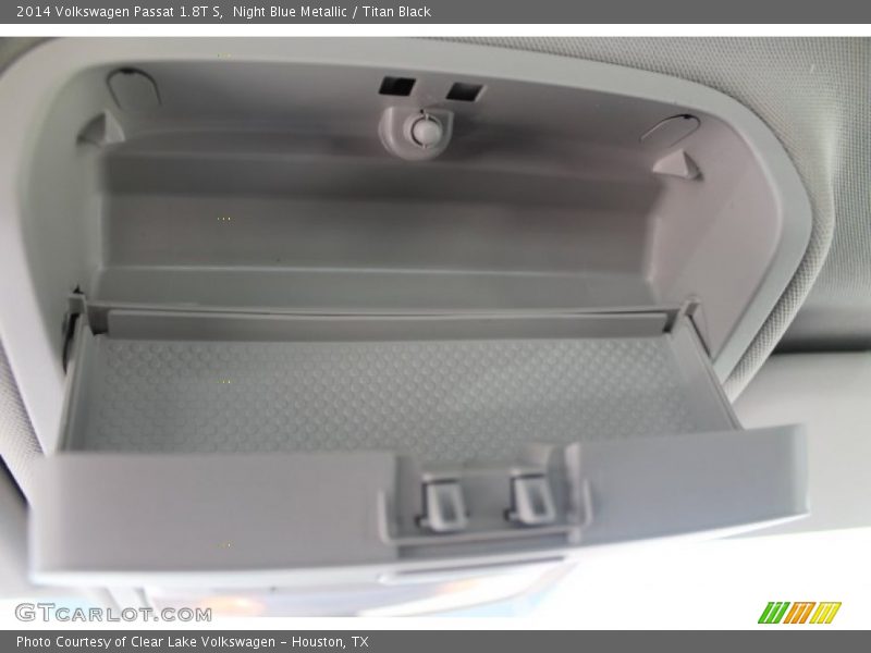 Night Blue Metallic / Titan Black 2014 Volkswagen Passat 1.8T S