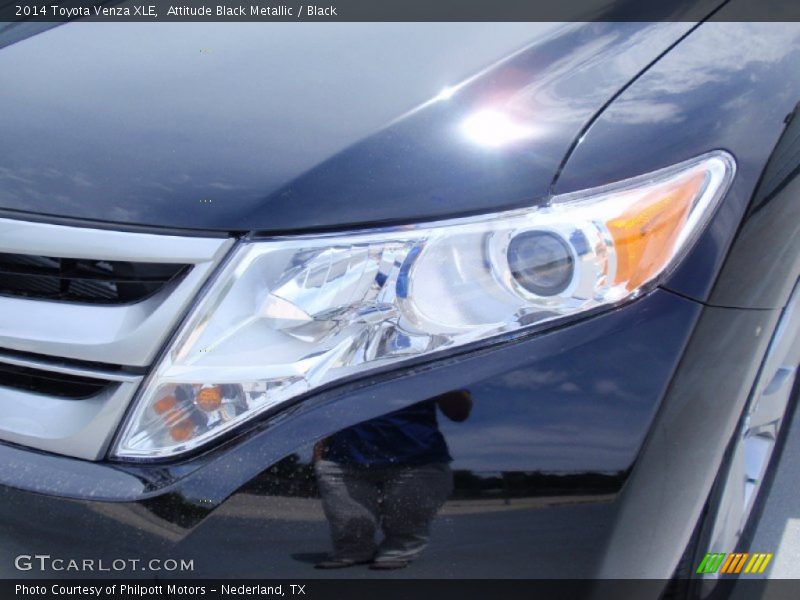 Attitude Black Metallic / Black 2014 Toyota Venza XLE