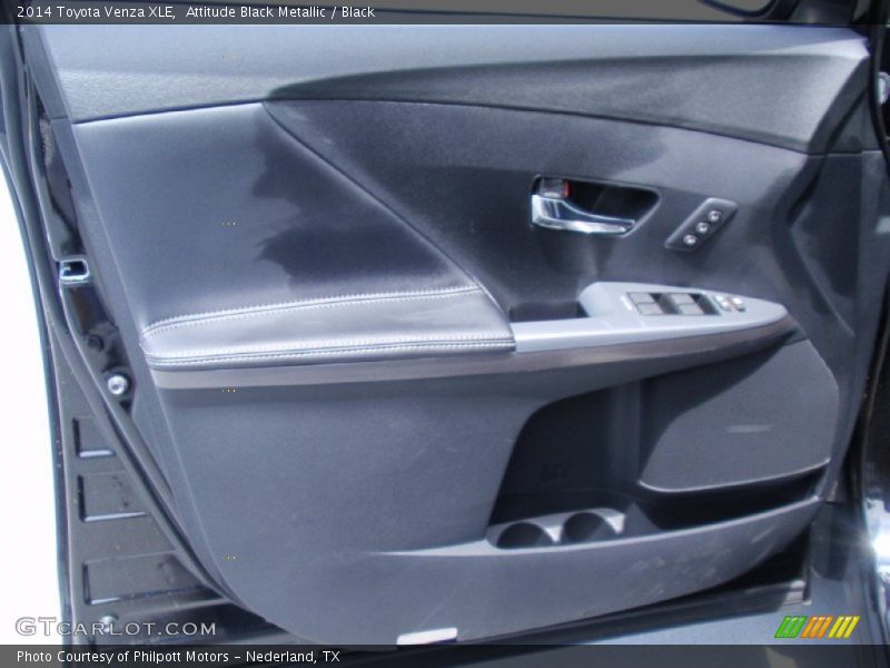 Attitude Black Metallic / Black 2014 Toyota Venza XLE