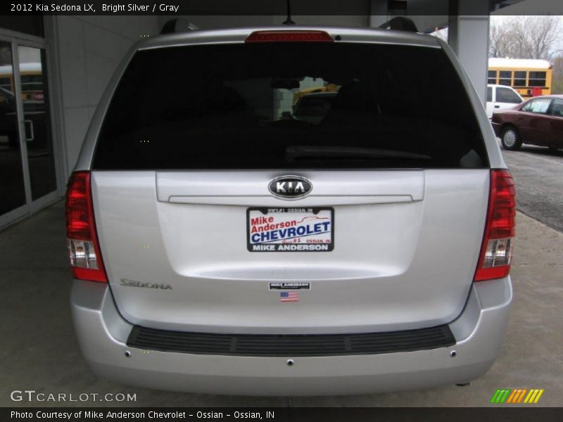Bright Silver / Gray 2012 Kia Sedona LX
