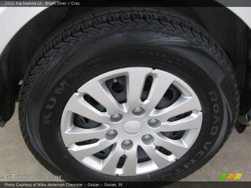 Bright Silver / Gray 2012 Kia Sedona LX