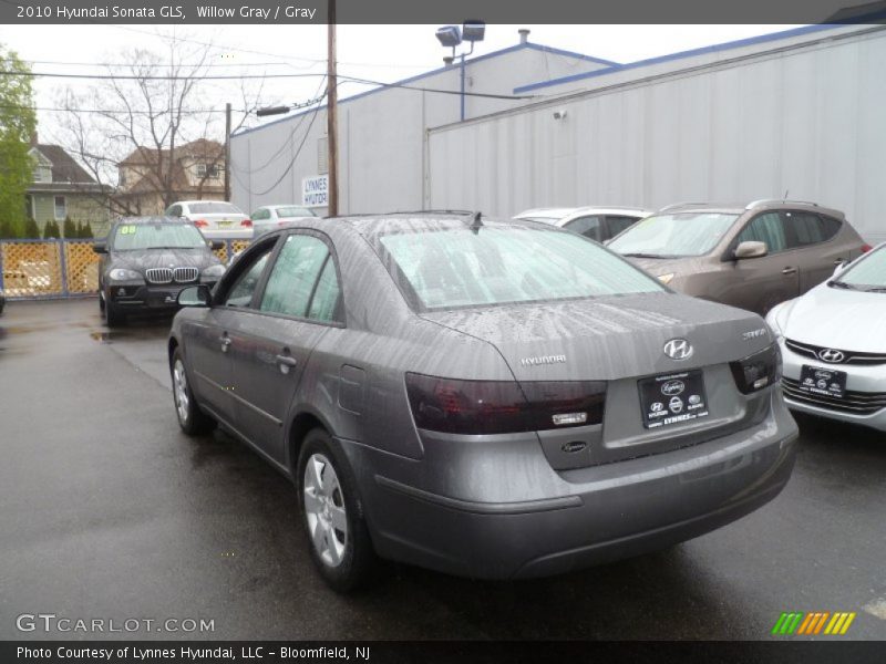 Willow Gray / Gray 2010 Hyundai Sonata GLS
