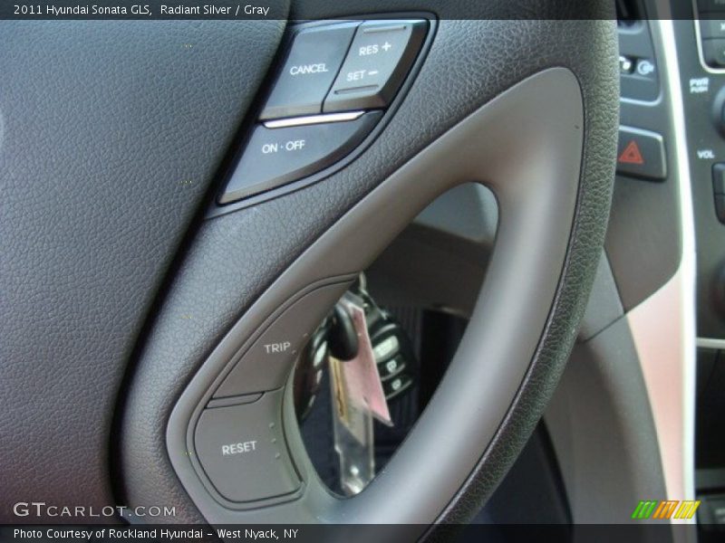 Radiant Silver / Gray 2011 Hyundai Sonata GLS