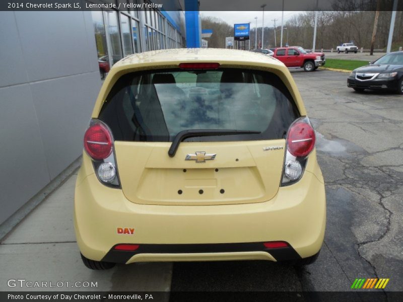Lemonade / Yellow/Yellow 2014 Chevrolet Spark LS