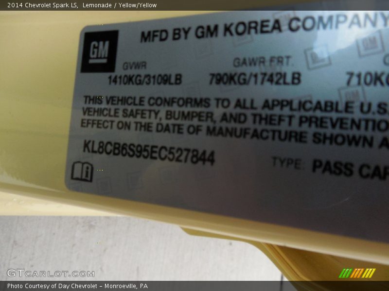 Lemonade / Yellow/Yellow 2014 Chevrolet Spark LS