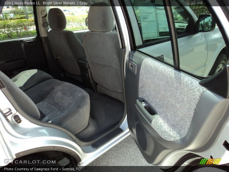 Bright Silver Metallic / Gray 2001 Isuzu Rodeo LS