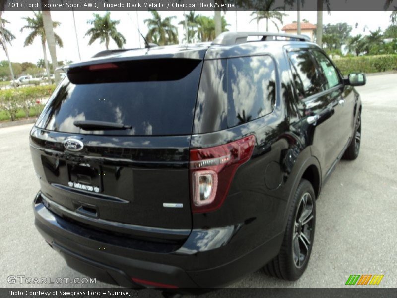 Tuxedo Black Metallic / Charcoal Black/Sienna 2013 Ford Explorer Sport 4WD