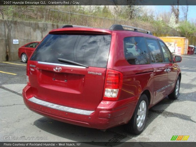 Cranberry Red / Gray 2007 Hyundai Entourage GLS