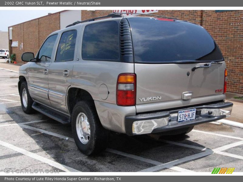 Pewter Metallic / Neutral/Shale 2002 GMC Yukon SLT