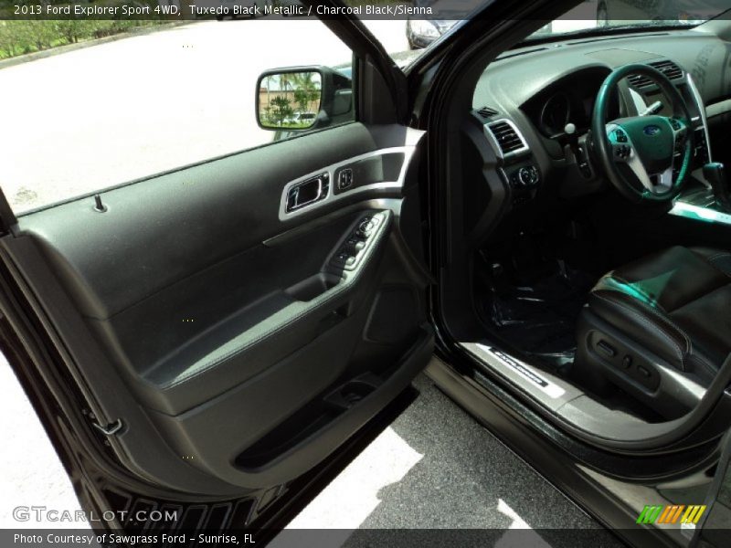 Tuxedo Black Metallic / Charcoal Black/Sienna 2013 Ford Explorer Sport 4WD
