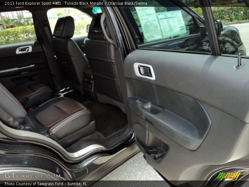 Tuxedo Black Metallic / Charcoal Black/Sienna 2013 Ford Explorer Sport 4WD