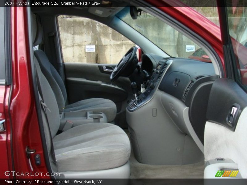 Cranberry Red / Gray 2007 Hyundai Entourage GLS
