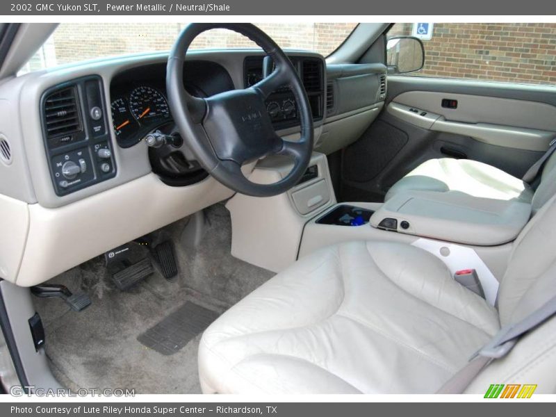 Pewter Metallic / Neutral/Shale 2002 GMC Yukon SLT
