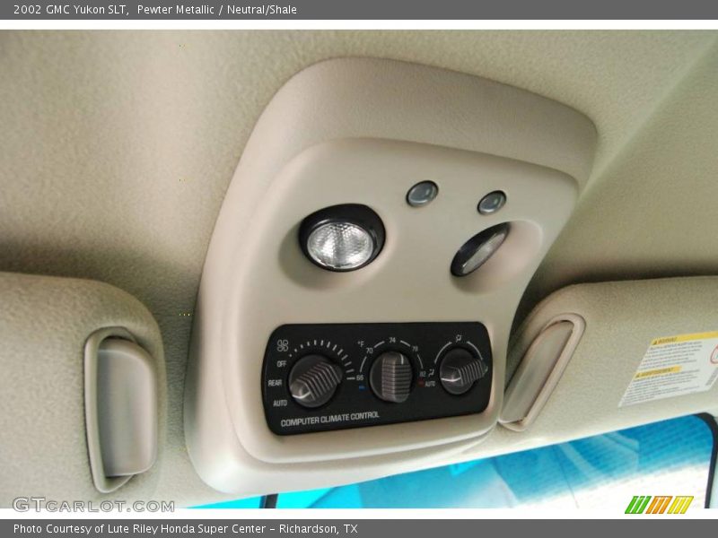Pewter Metallic / Neutral/Shale 2002 GMC Yukon SLT