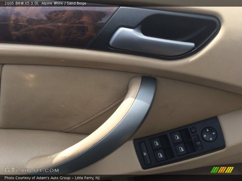Alpine White / Sand Beige 2005 BMW X5 3.0i
