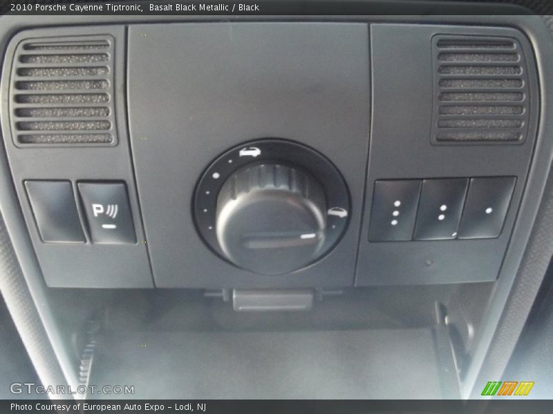 Basalt Black Metallic / Black 2010 Porsche Cayenne Tiptronic