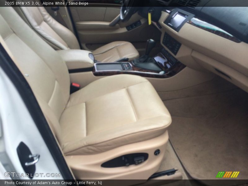 Alpine White / Sand Beige 2005 BMW X5 3.0i