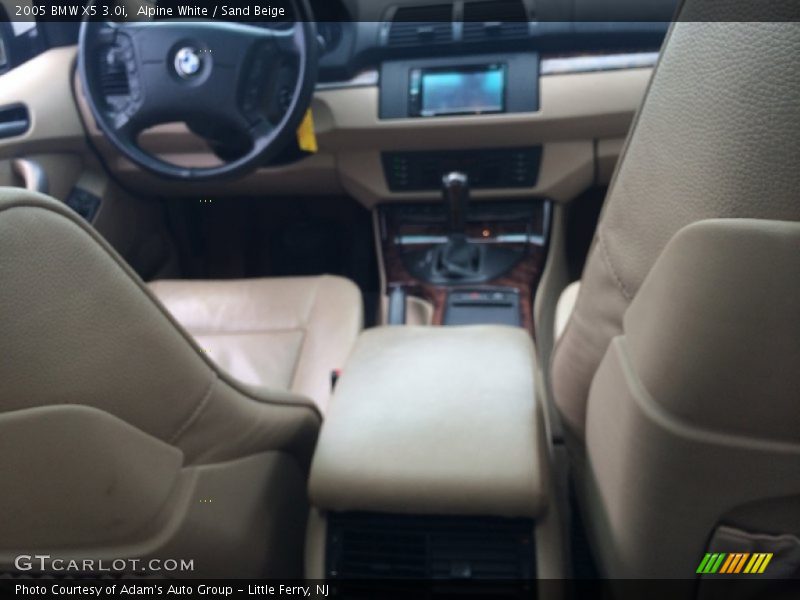 Alpine White / Sand Beige 2005 BMW X5 3.0i
