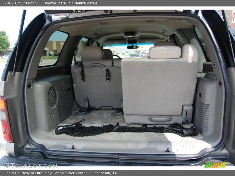 Pewter Metallic / Neutral/Shale 2002 GMC Yukon SLT