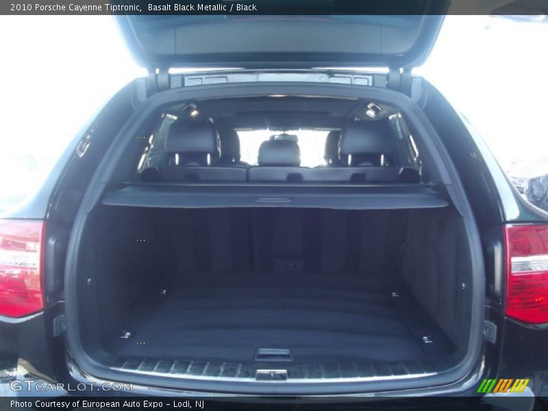 Basalt Black Metallic / Black 2010 Porsche Cayenne Tiptronic