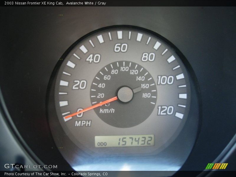 Avalanche White / Gray 2003 Nissan Frontier XE King Cab