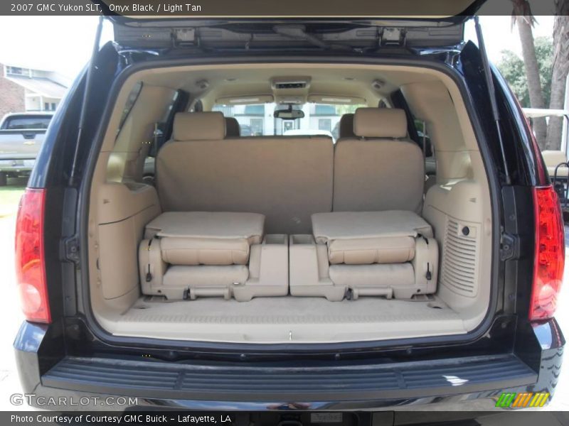 Onyx Black / Light Tan 2007 GMC Yukon SLT