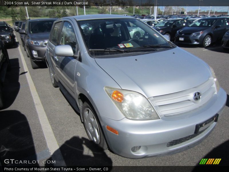 Silver Streak Mica / Dark Charcoal 2004 Scion xA