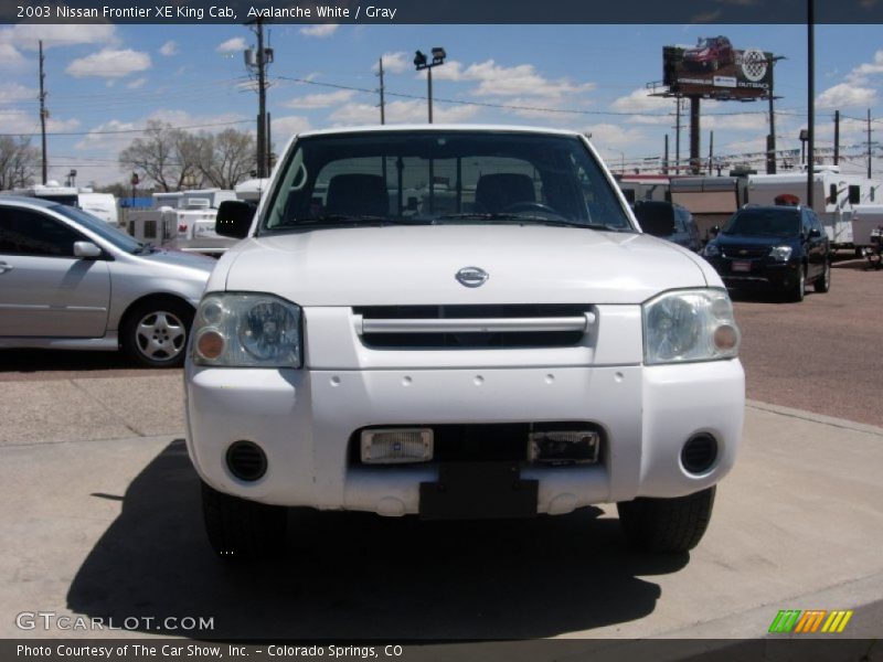 Avalanche White / Gray 2003 Nissan Frontier XE King Cab