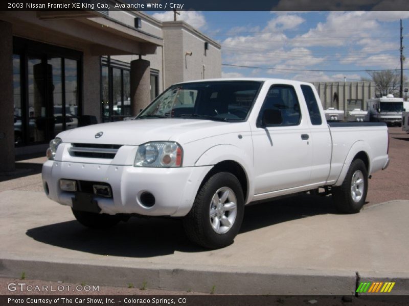 Avalanche White / Gray 2003 Nissan Frontier XE King Cab
