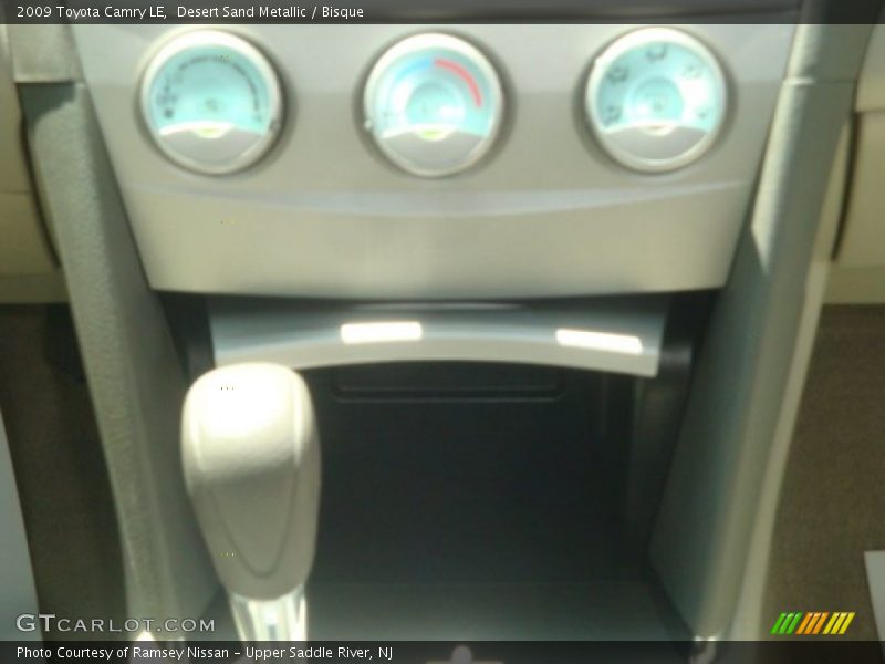 Desert Sand Metallic / Bisque 2009 Toyota Camry LE