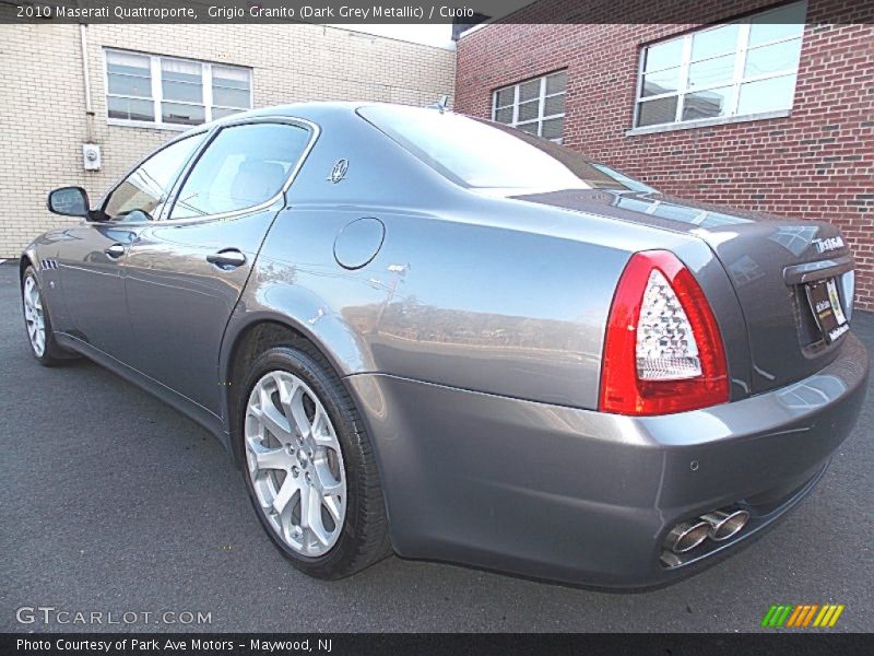 Grigio Granito (Dark Grey Metallic) / Cuoio 2010 Maserati Quattroporte